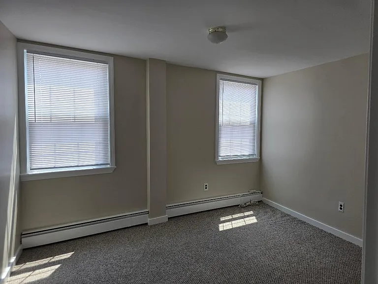 73 Middle St #2 — Photo 12