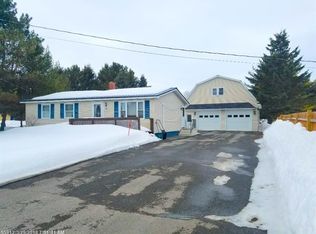 10 Manchester Ct, Presque Isle, ME 04769