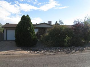 5416 E Madalein Dr, Hereford, AZ 85615
