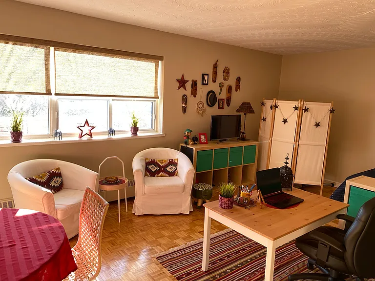 345 Lakeshore Rd W — Photo 12