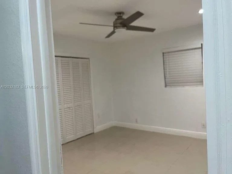3251 NW 177th Ter — Photo 5