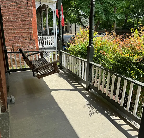 1414 Floyd Ave — Photo 4