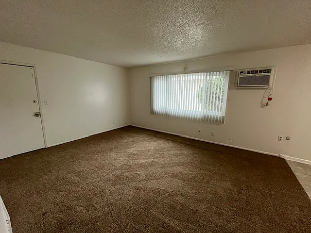 4933 Rosemead Blvd #8 — Photo 2
