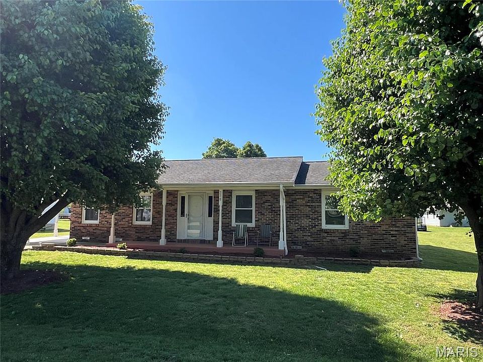 1st image of 220 Navajo St