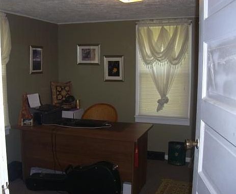 2nd bedroom or office in cottage