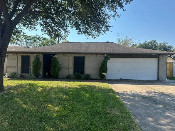 2108 Mocking Bird Ln, La Porte, TX 77571