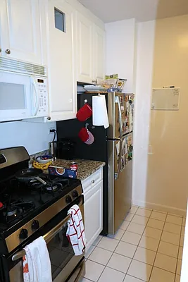 Rented by Newell and Assoc. | media 15