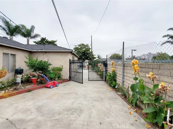 302 S Gunther St, Santa Ana, CA 92704