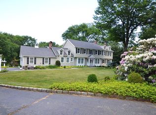 886 Cedar Rd, Southport, CT 06890