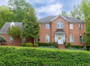 1057 Val Terrace Ct, Forest, VA 24551