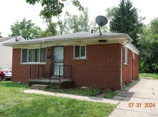 26911 Yale St, Inkster, MI 48141