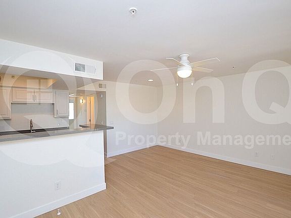 4th image of 4308 N Longview Ave APT 211