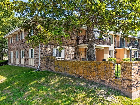 2nd image of 3407 S Pine AVENUE #7