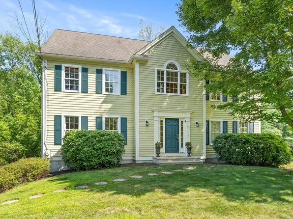 94 Brigham St, Hudson, MA 01749