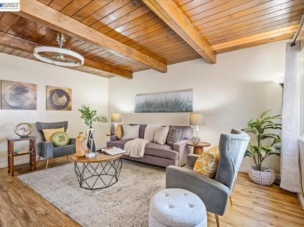 1006 Lake St, San Pablo, CA 94806