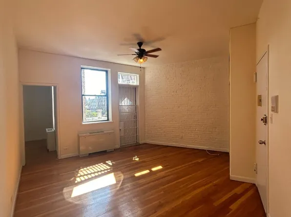 2020 Broadway APT 7A, New York, NY 10023