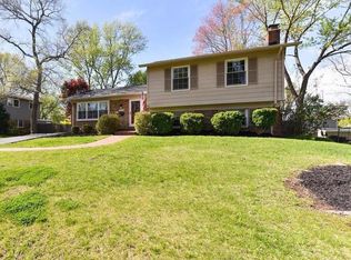 2310 Candlewood Dr, Alexandria, VA 22308