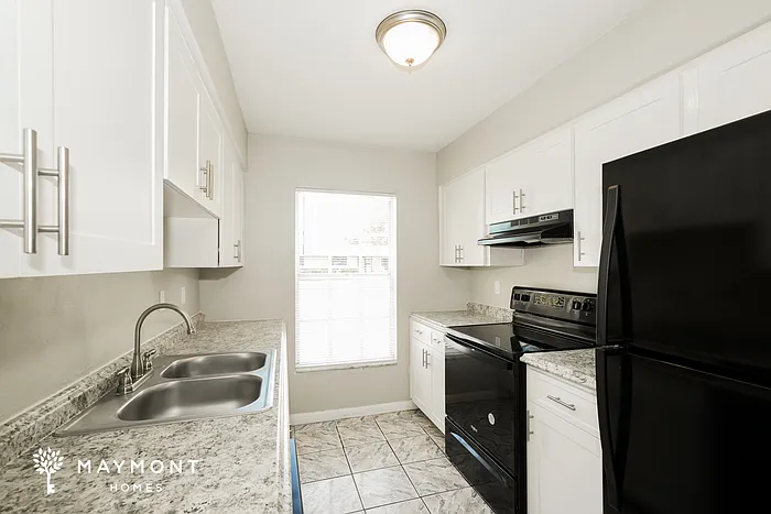 2709 W Palmetto St — Photo 7