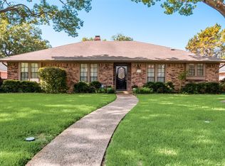 230 Robin Hill Ln, Duncanville, TX 75137