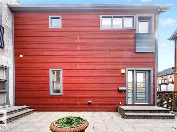 3rd image of 14315 Stony Plain Rd NW #1