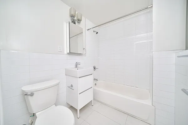 Rented by Living New York | media 13