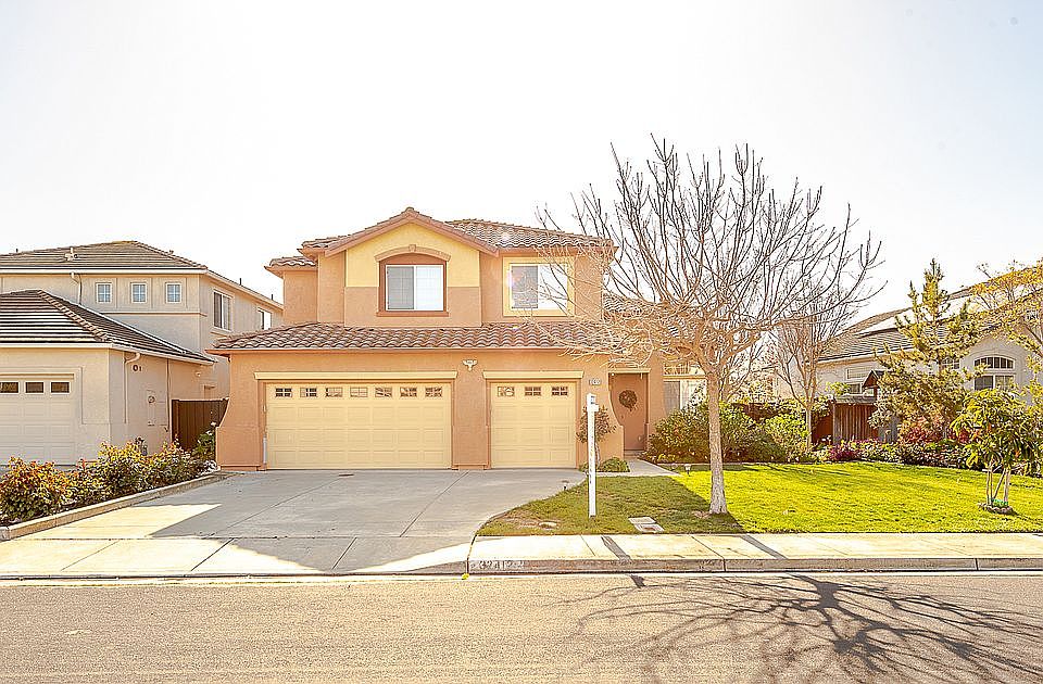 1st image of 32412 New Harbor Way
