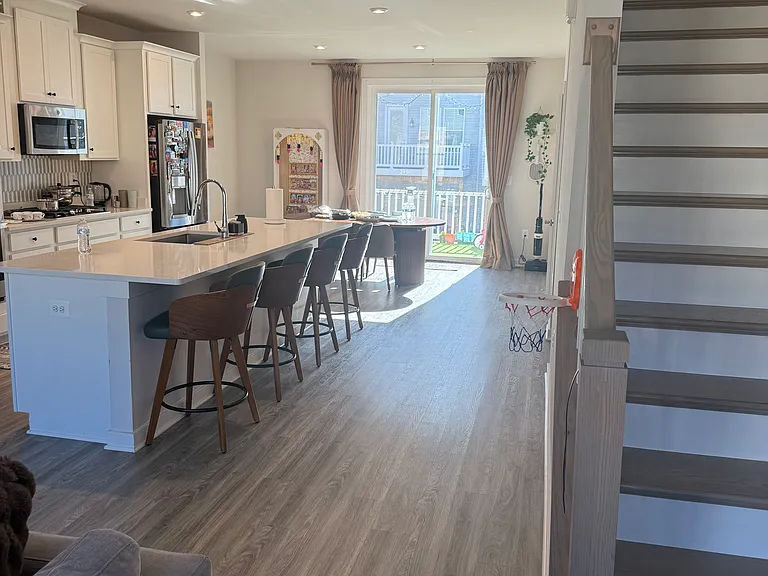 24180 Kilbride Ter — Photo 11