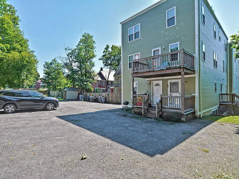 45 Nightingale St #B — Photo 60
