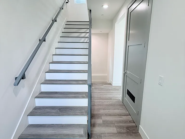 6011 Fair Ave — Photo 8