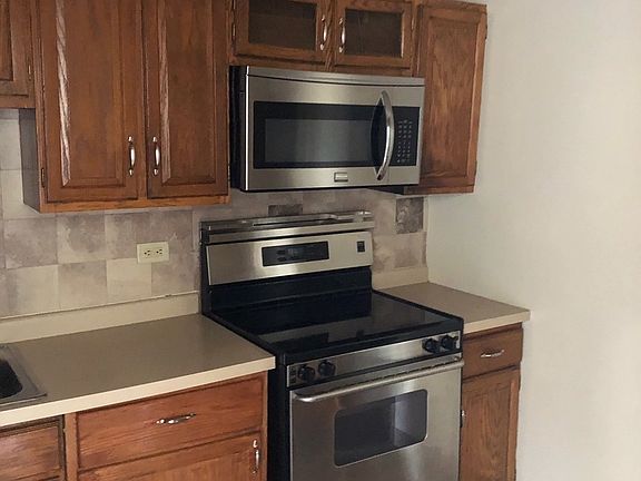 3rd image of 200 Park Ave APT 420
