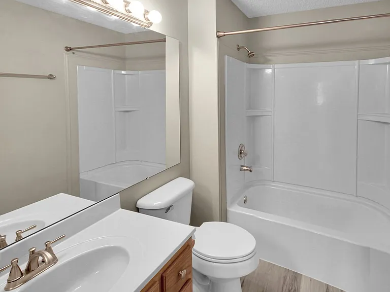 13831 Amiot Dr #A — Photo 13