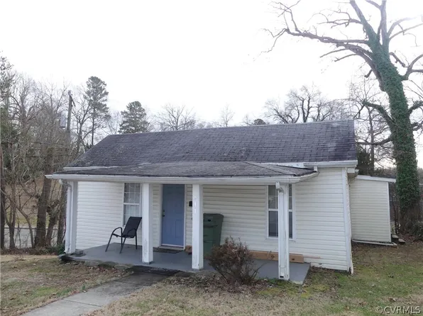 811 Buffalo St, Farmville, VA 23901