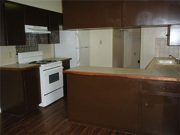 5th image of 11506 Indianhead Dr #A