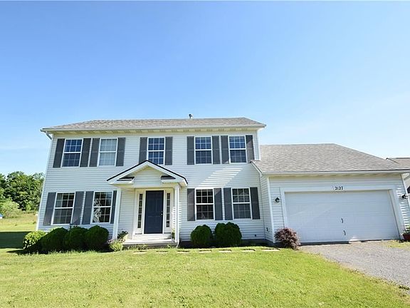 2nd image of 2127 Johnny Ln