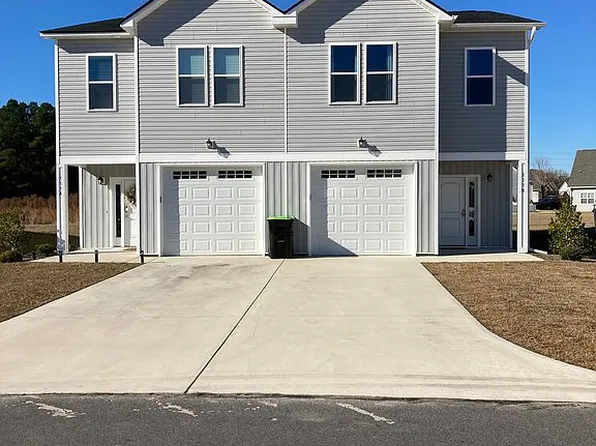 111 Pasture Ln #B, Swansboro, NC 28584