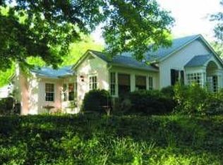 725 Pine Hill Ln, Charlottesville, VA 22903