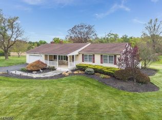 2 Michael Ln, East Amwell Twp., NJ 08551