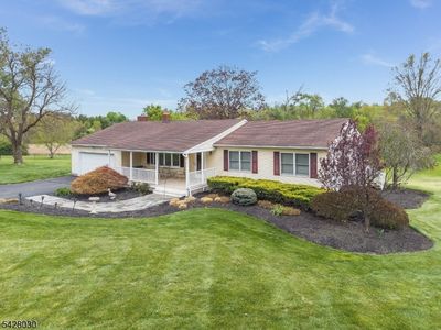 2 Michael Ln, Ringoes, NJ, 08551