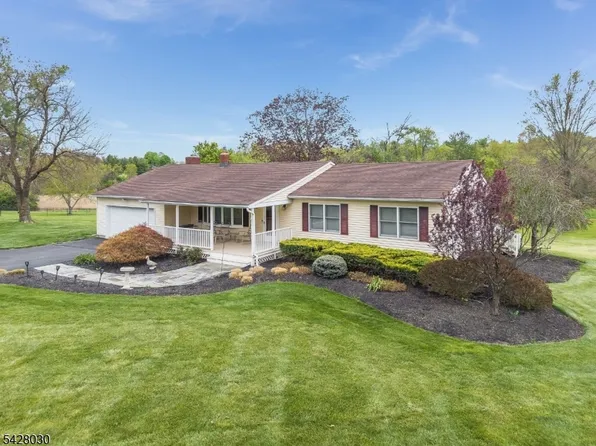 2 Michael Ln, East Amwell Twp., NJ 08551