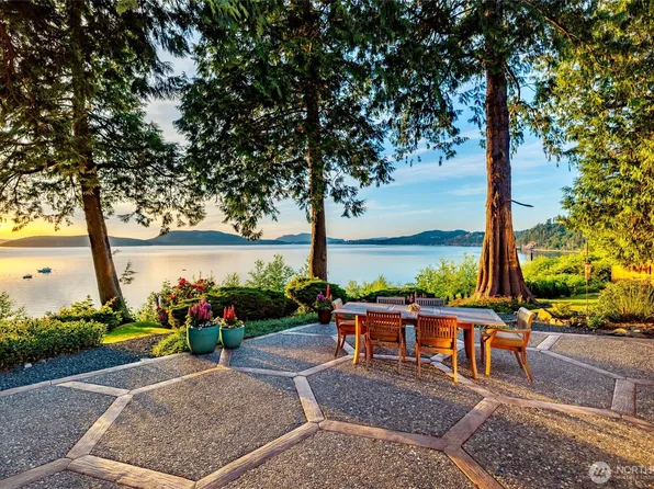 3559 Biz Point Road, Anacortes, WA 98221