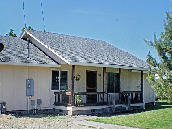 762 Gilman Rd, Medford, OR 97504