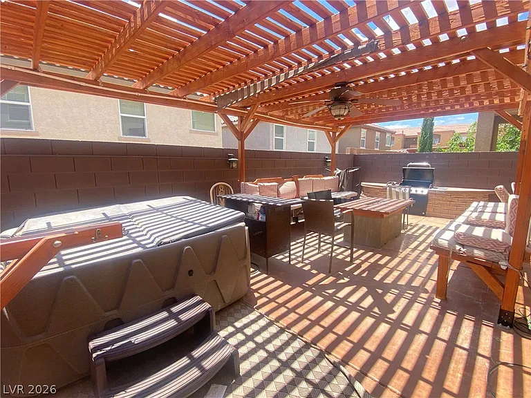 9833 Dryden Ct — Photo 29