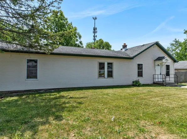 1529 W Till Rd, Fort Wayne, IN 46825