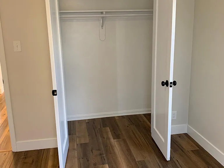 65 N Main St — Photo 10
