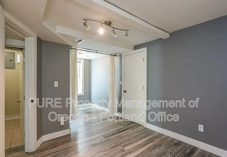 22 S Meade St #BASEMENT — Photo 5