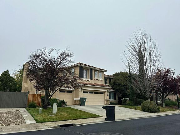 3rd image of 1633 Diamond Woods Cir