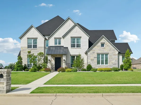 1701 Whispering Pines Ln, Gunter, TX 75058
