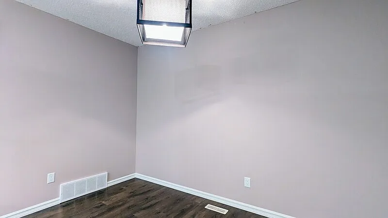 3 bed, 2.5 bath, 1700 sqft, $2,050 — Photo 3