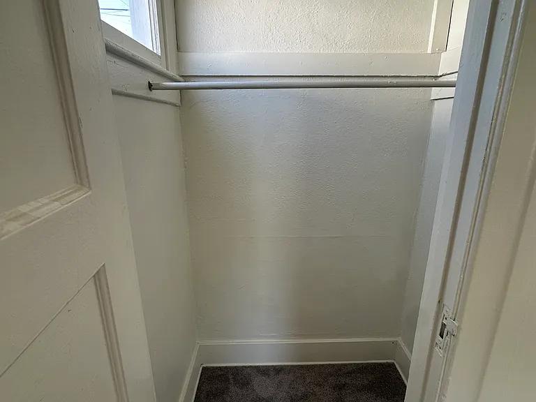 502 S Soto St #1/2 — Photo 12