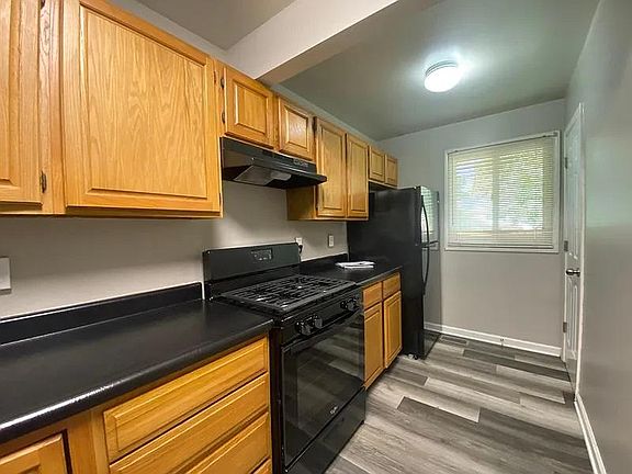 5th image of 1005 W Cascade Ave #1005